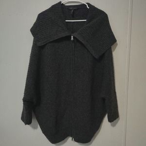 BCBGMAXAZRIA Wool Blend Grey Zip Up Sweater Size M/L